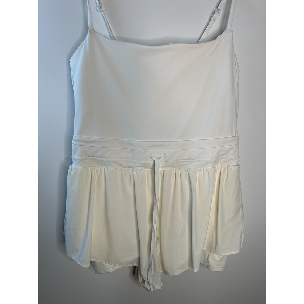 Popflex On the Runsie Coconut Cream Ruffle Athletic Stretch Romper Plus Size 1X - Picture 9 of 16